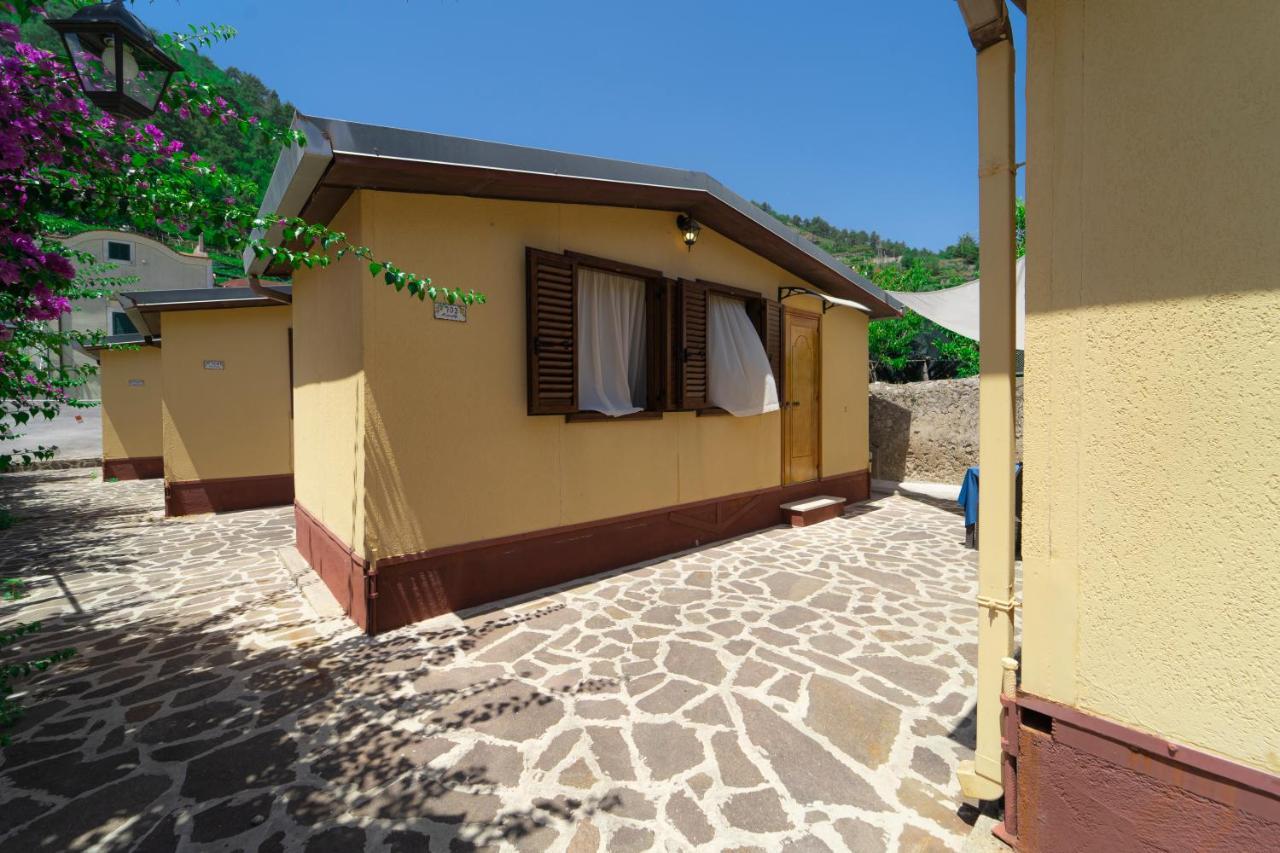 Casa Vacanza San Pietro Maiori Exterior photo