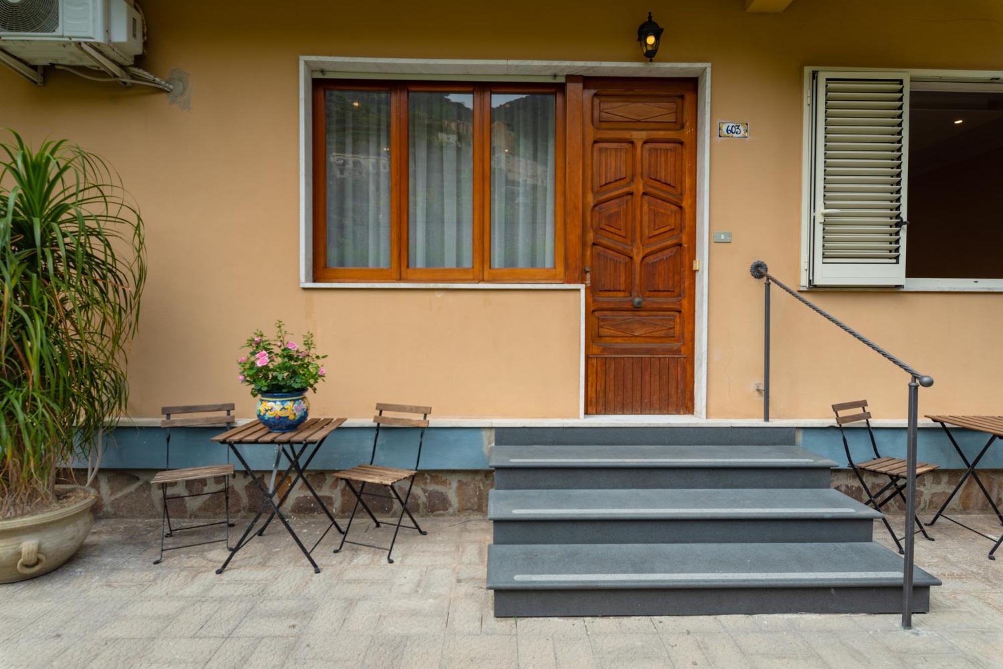 Casa Vacanza San Pietro Maiori Exterior photo